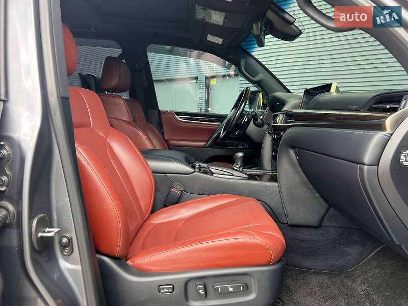 Позашляховик / Кросовер Lexus LX 2016 в Києві фото 27 Позашляховик / Кросовер Lexus LX 2016 в Києві