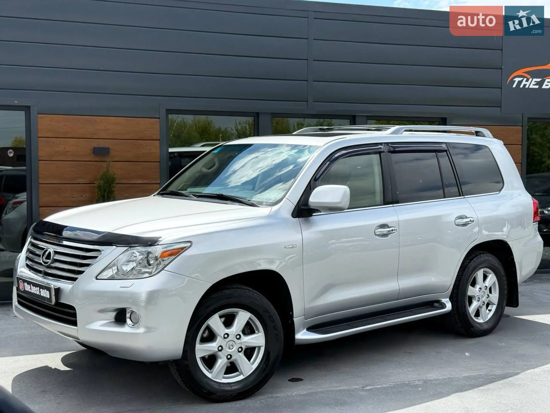 2010 Lexus LX - мініатюра 3