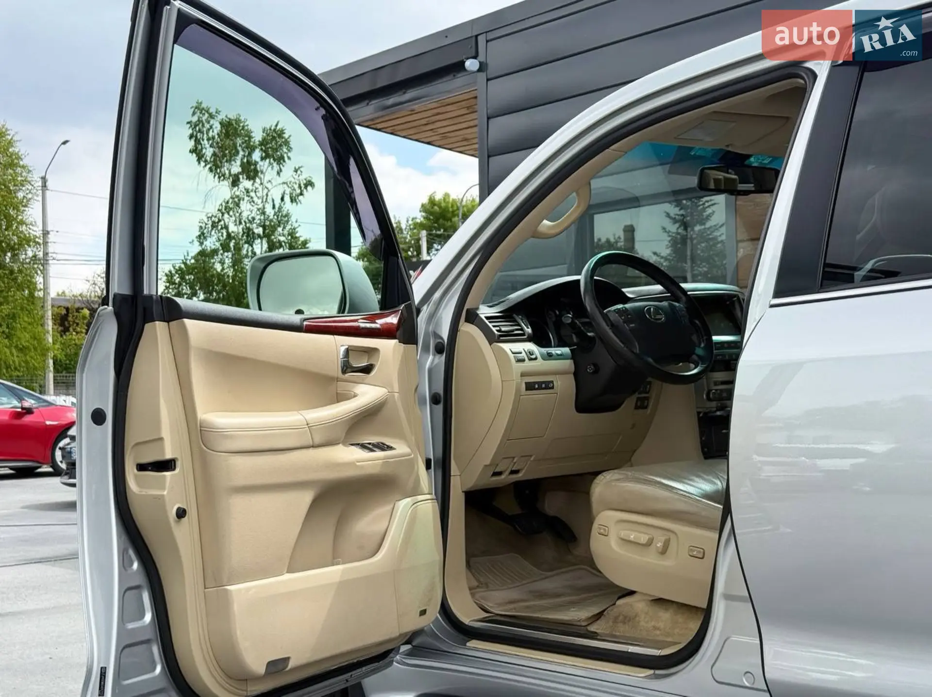 2010 Lexus LX - мініатюра 13