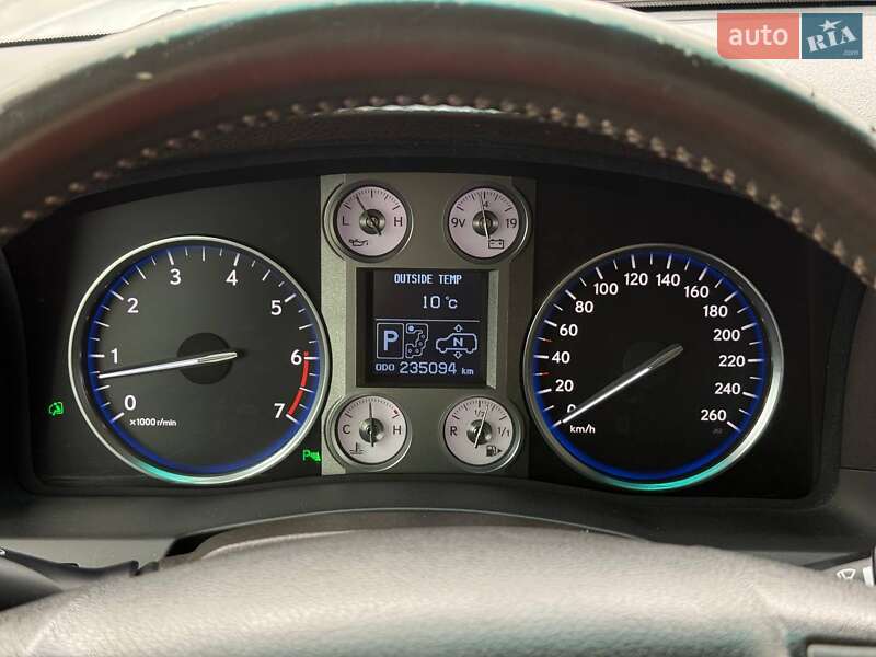 Позашляховик / Кросовер Lexus LX 2010 в Рівному