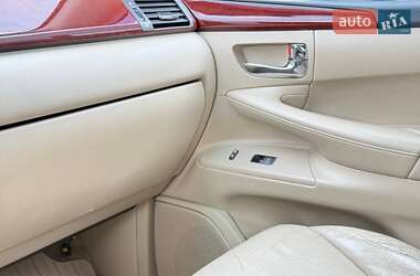 Внедорожник / Кроссовер Lexus LX 2010 в 
