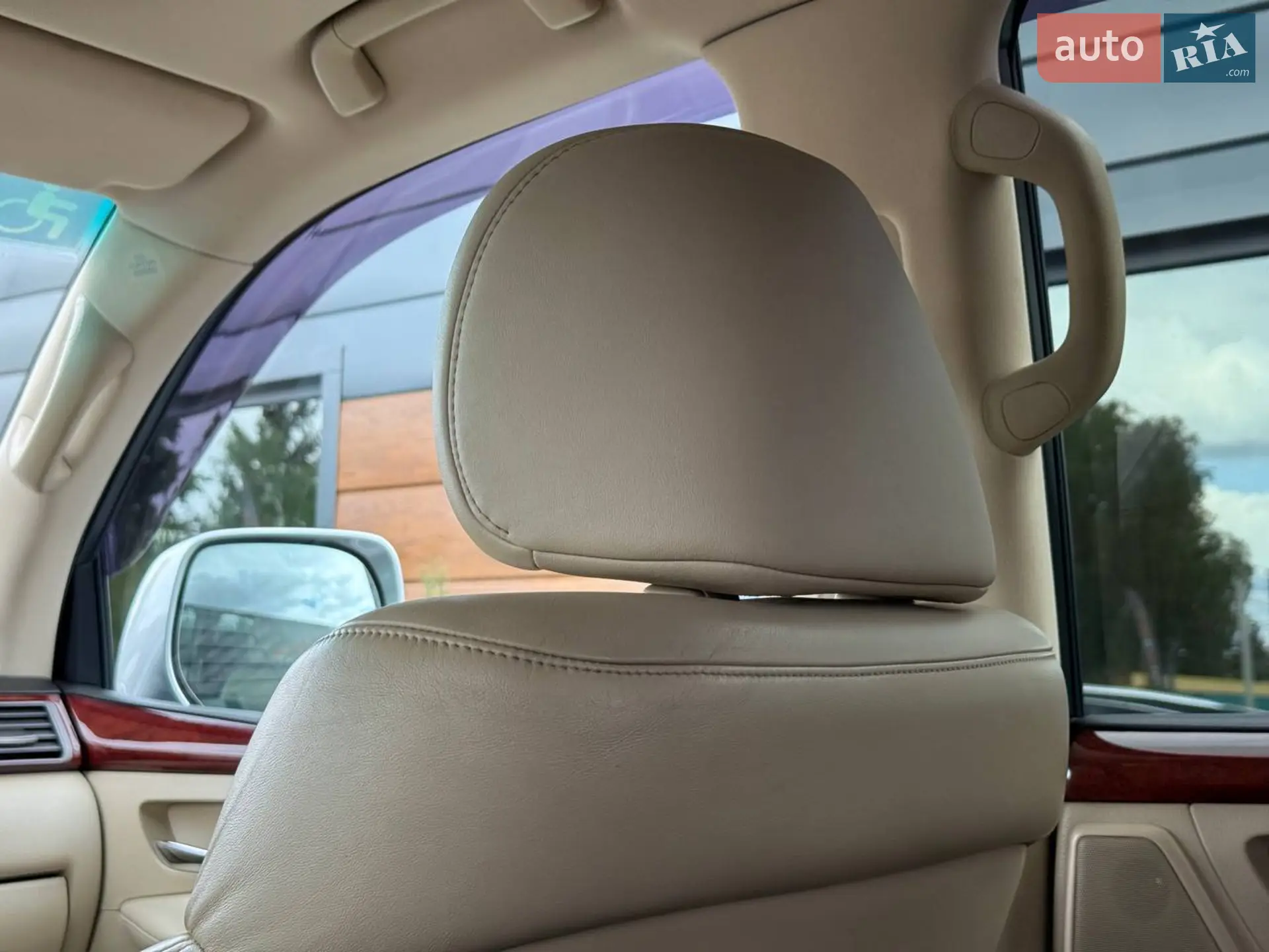 2010 Lexus LX - мініатюра 45
