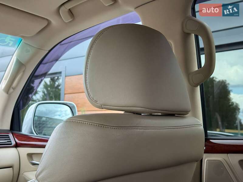 Позашляховик / Кросовер Lexus LX 2010 в Рівному