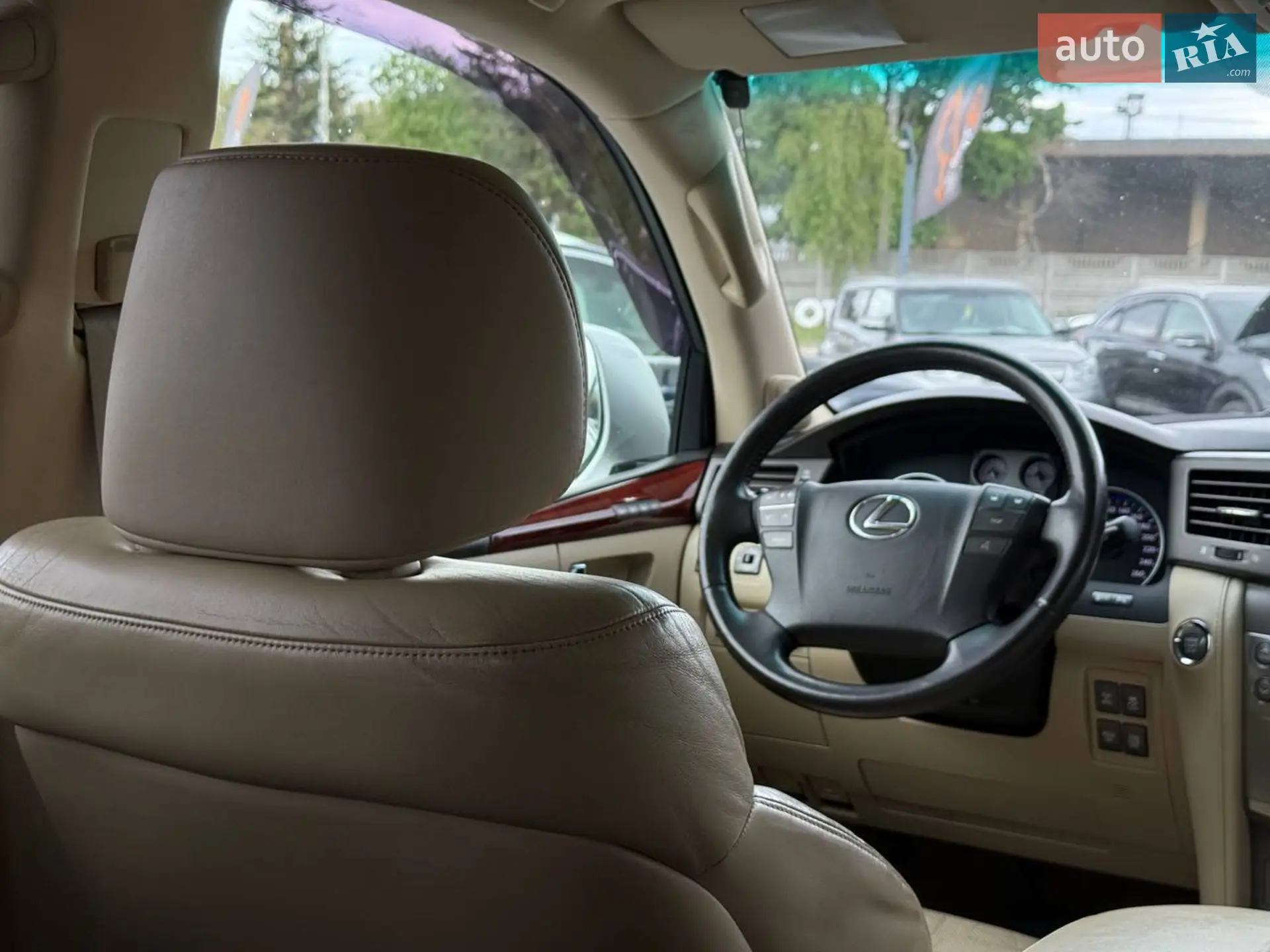 2010 Lexus LX - мініатюра 46