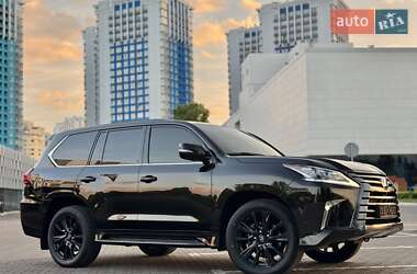 Внедорожник / Кроссовер Lexus LX 2017 в 