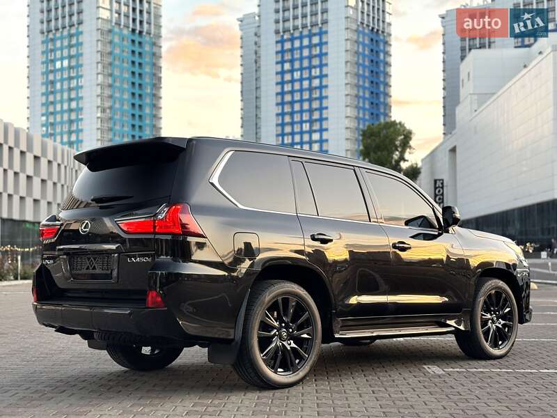 Внедорожник / Кроссовер Lexus LX 2017 в Одессе