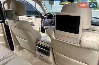 Внедорожник / Кроссовер Lexus LX 2012 в 