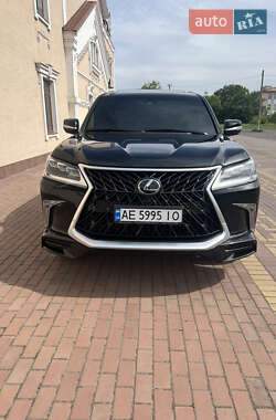 Внедорожник / Кроссовер Lexus LX 2019 в 