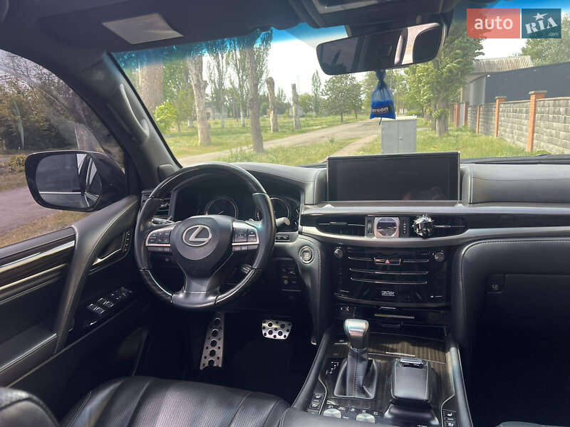 Позашляховик / Кросовер Lexus LX 2019 в Києві