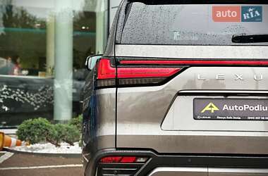 Внедорожник / Кроссовер Lexus LX 2022 в 