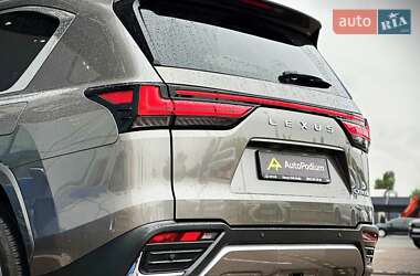 Внедорожник / Кроссовер Lexus LX 2022 в 
