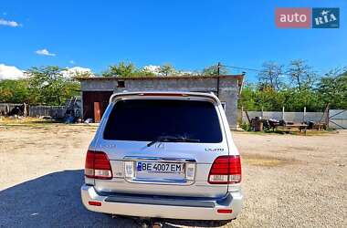 Внедорожник / Кроссовер Lexus LX 2006 в 