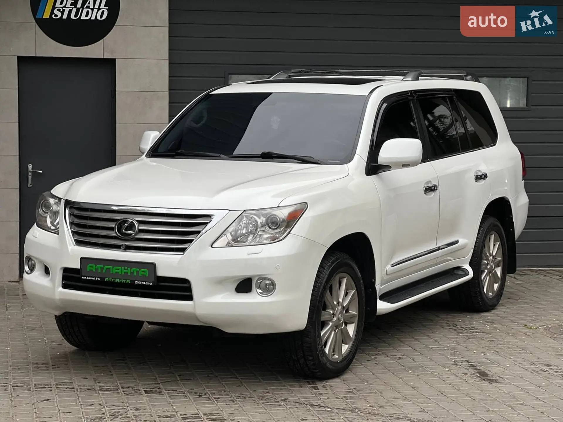 2011 Lexus LX - мініатюра 3
