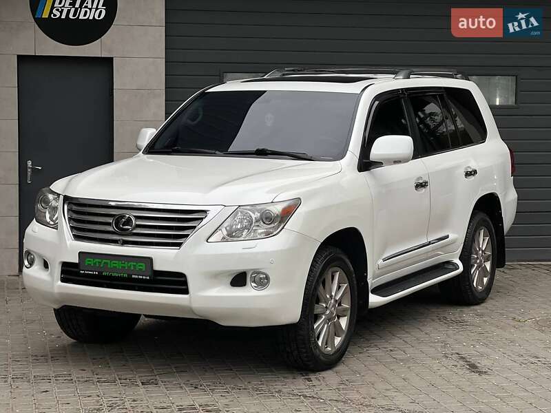 Внедорожник / Кроссовер Lexus LX 2011 в Одессе