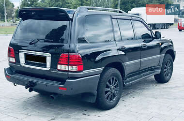 Позашляховик / Кросовер Lexus LX 2006 в 