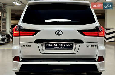 Внедорожник / Кроссовер Lexus LX 2019 в 