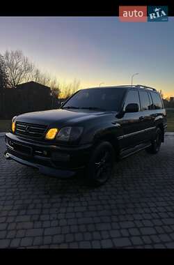 Внедорожник / Кроссовер Lexus LX 2004 в Львове