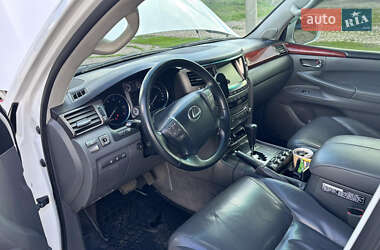 Внедорожник / Кроссовер Lexus LX 2008 в 