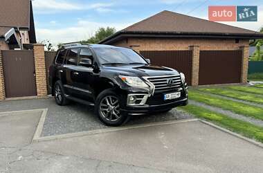 Внедорожник / Кроссовер Lexus LX 2013 в 