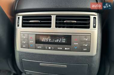 Внедорожник / Кроссовер Lexus LX 2013 в 