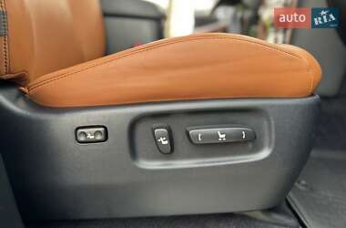 Внедорожник / Кроссовер Lexus LX 2013 в 