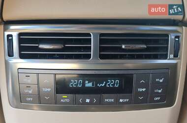 Внедорожник / Кроссовер Lexus LX 2008 в 