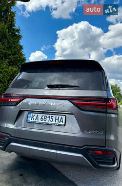 Внедорожник / Кроссовер Lexus LX 2023 в 