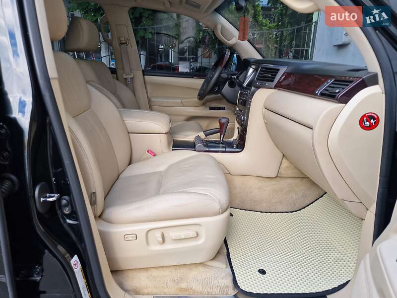 Позашляховик / Кросовер Lexus LX 2008 в Одесі