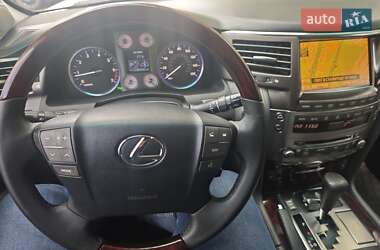 Позашляховик / Кросовер Lexus LX 2010 в 