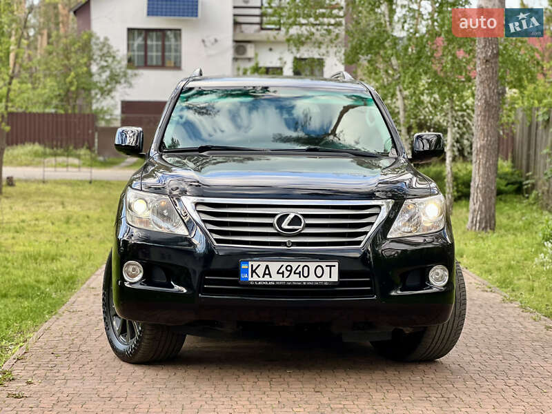 Позашляховик / Кросовер Lexus LX 2011 в Києві