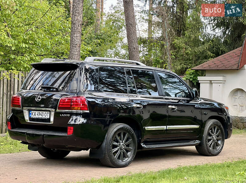 Позашляховик / Кросовер Lexus LX 2011 в Києві