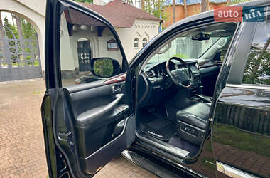 Внедорожник / Кроссовер Lexus LX 2011 в 