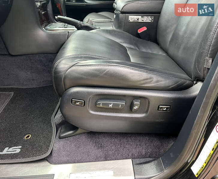 Позашляховик / Кросовер Lexus LX 2011 в Києві