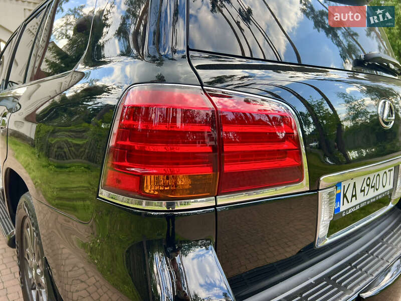 Позашляховик / Кросовер Lexus LX 2011 в Києві