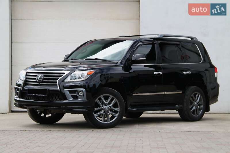 Внедорожник / Кроссовер Lexus LX 2014 в 