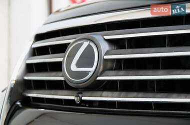 Позашляховик / Кросовер Lexus LX 2014 в 