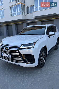 Внедорожник / Кроссовер Lexus LX 2022 в 