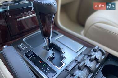 Внедорожник / Кроссовер Lexus LX 2011 в 
