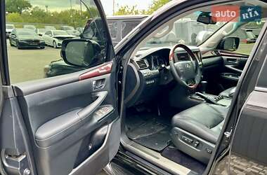 Внедорожник / Кроссовер Lexus LX 2011 в 