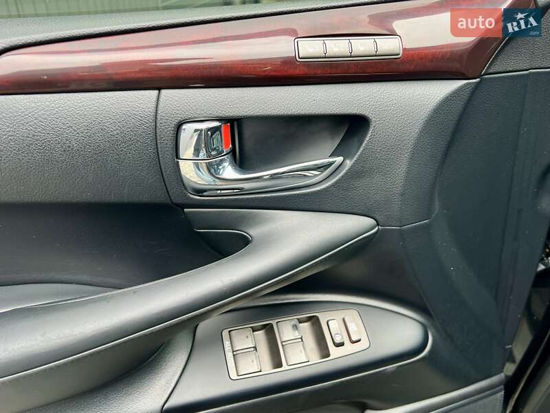 Внедорожник / Кроссовер Lexus LX 2011 в Киеве фото 18 Внедорожник / Кроссовер Lexus LX 2011 в Киеве