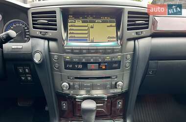 Внедорожник / Кроссовер Lexus LX 2011 в 