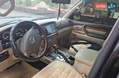 Позашляховик / Кросовер Lexus LX 2006 в 