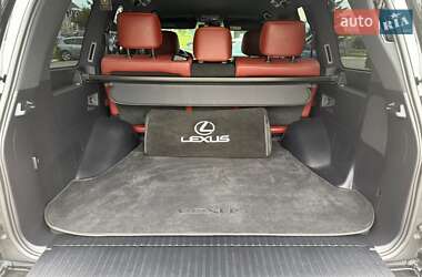 Внедорожник / Кроссовер Lexus LX 2021 в 