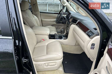 Позашляховик / Кросовер Lexus LX 2012 в 