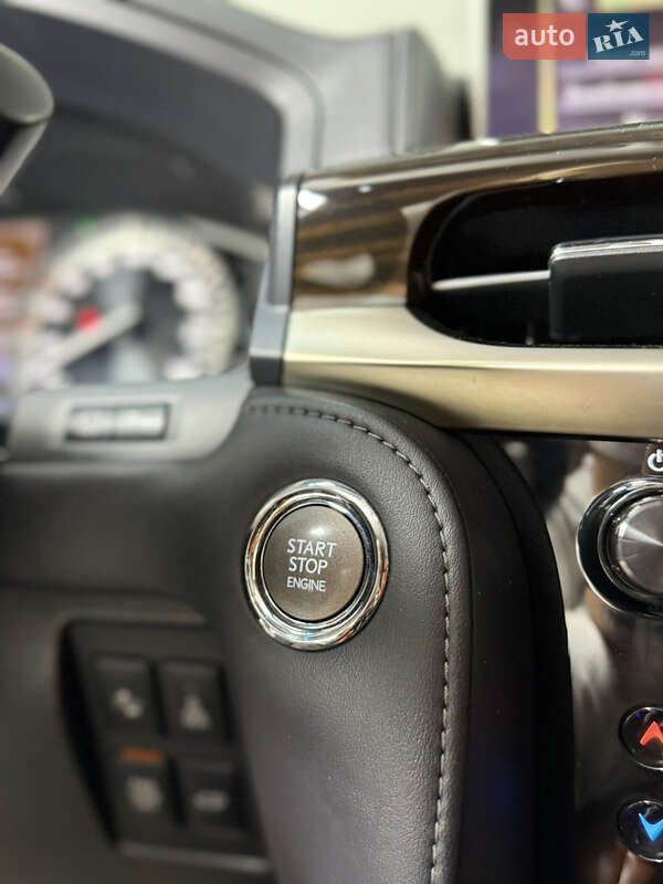 Позашляховик / Кросовер Lexus LX 2015 в Одесі