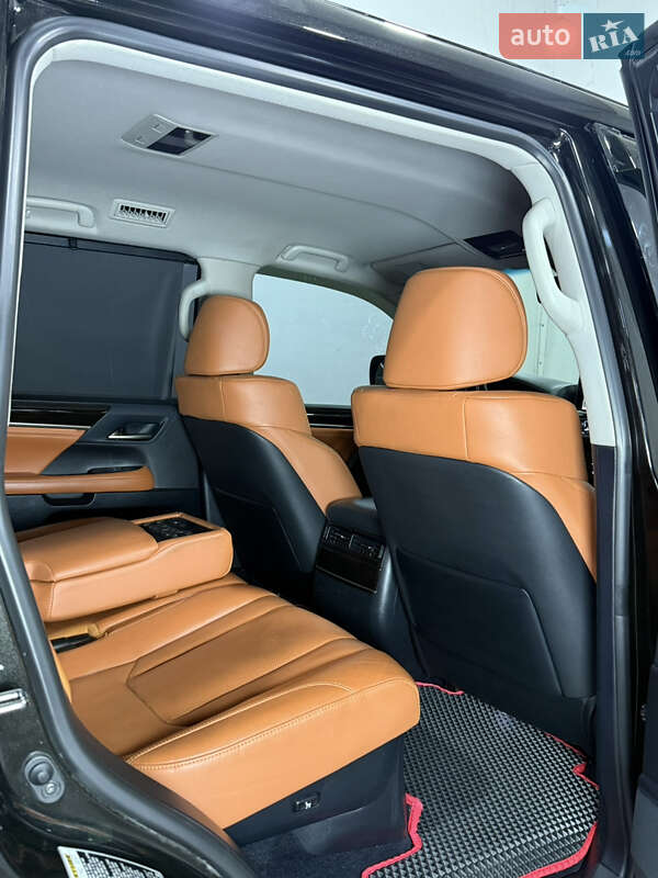 Позашляховик / Кросовер Lexus LX 2015 в Одесі
