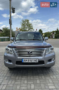 Позашляховик / Кросовер Lexus LX 2008 в 