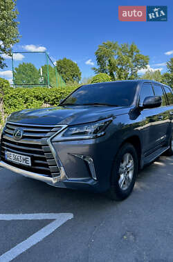 Внедорожник / Кроссовер Lexus LX 2017 в 