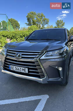 Внедорожник / Кроссовер Lexus LX 2017 в 