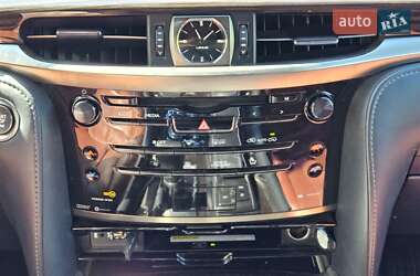 Внедорожник / Кроссовер Lexus LX 2019 в 